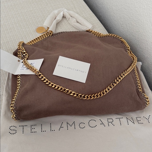 ✨Stella McCartney✨ Falabella Foldover Saggy Tote in Moss - Picture 7 of 16